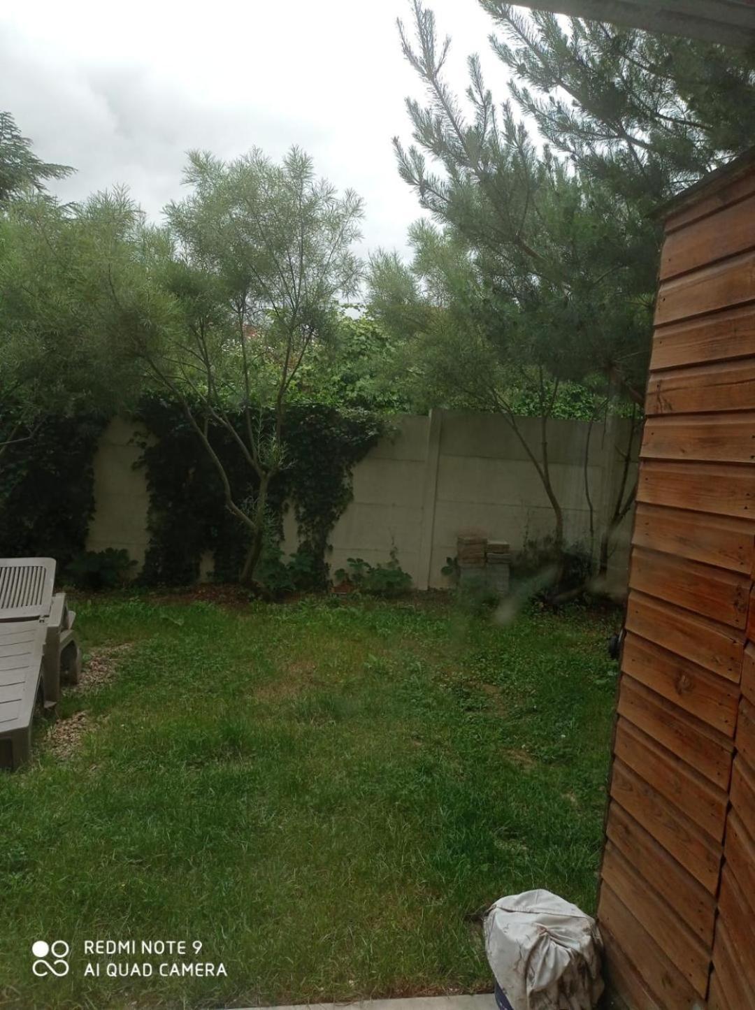 Tres Bel Appartement Avec Grand Jardin, Proche De Paris 圣吉欧梅斯 外观 照片