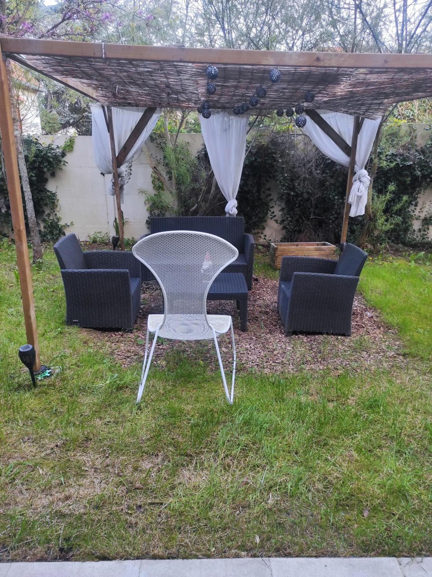 Tres Bel Appartement Avec Grand Jardin, Proche De Paris 圣吉欧梅斯 外观 照片